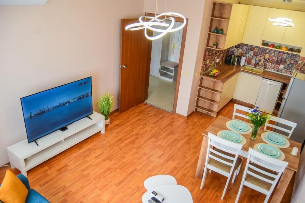 Charming Sunny Apartment+Swimming Pool St Constantin et Helena Extérieur photo